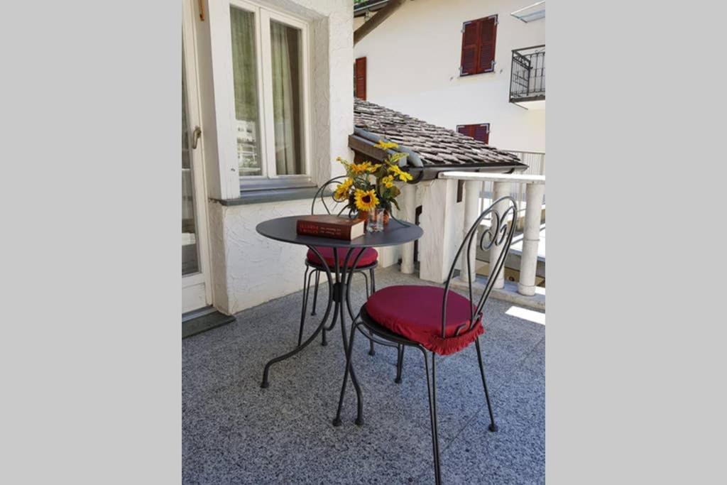 הוילה Campascio Bezauberndes Haus Fuer Erholsame Ferien Im Puschlav מראה חיצוני תמונה