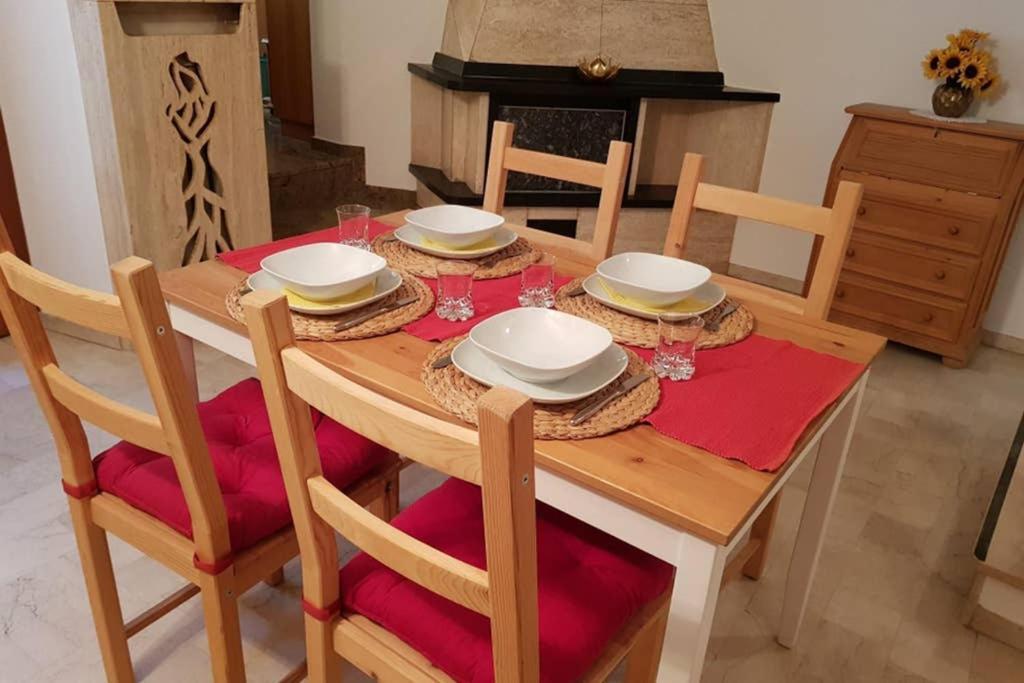 הוילה Campascio Bezauberndes Haus Fuer Erholsame Ferien Im Puschlav מראה חיצוני תמונה