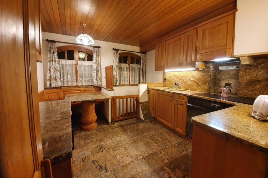 הוילה Campascio Bezauberndes Haus Fuer Erholsame Ferien Im Puschlav מראה חיצוני תמונה